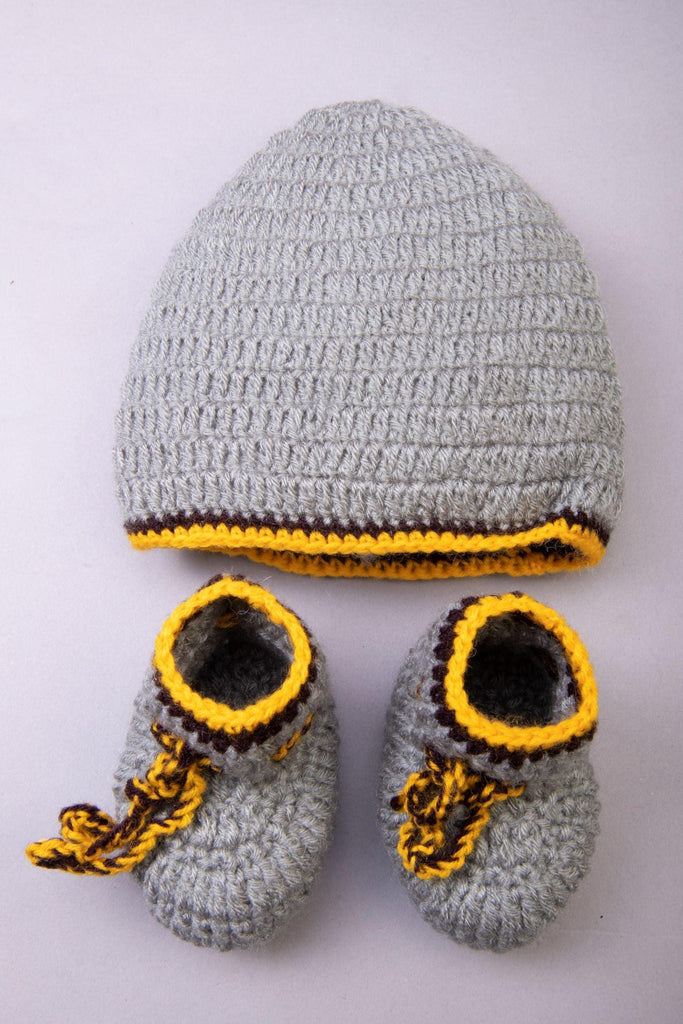 Handmade Cap with Booties- Grey & White - The Original Knit