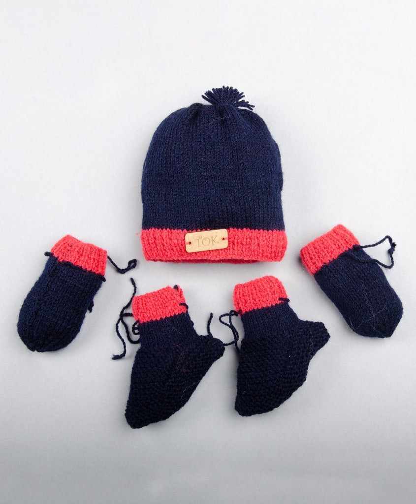 Bordered Cap, Mittens & Socks